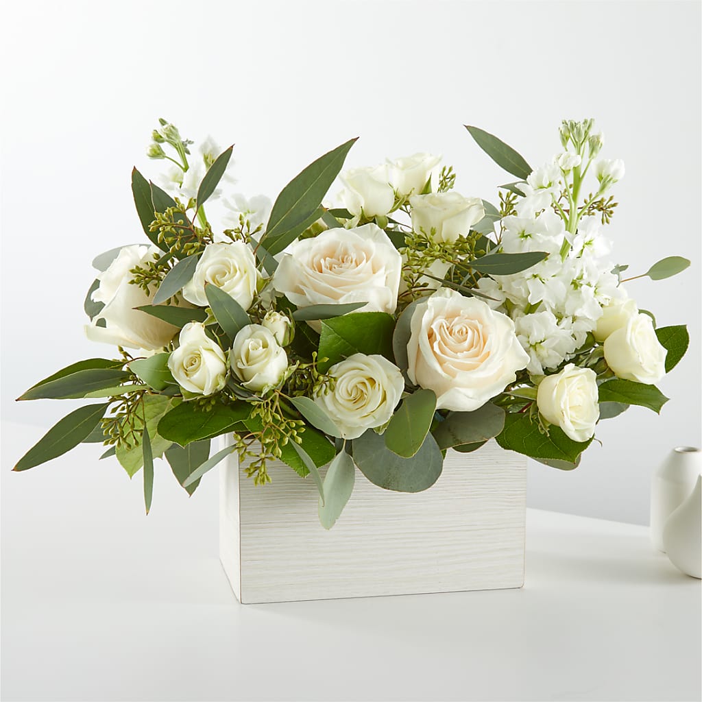 Fresh Linen Box Bouquet – ANITA'S FLOWERS AND ICE CREAM LLC, Passaic NJ