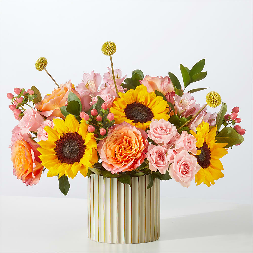 Sun's Out Bouquet – ANITA'S FLOWERS AND ICE CREAM LLC, Passaic NJ