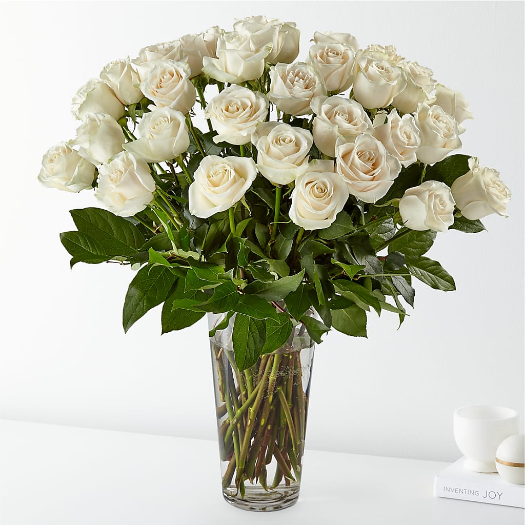 Long Stem White Rose Bouquet – ANITA'S FLOWERS AND ICE CREAM LLC, Passaic NJ
