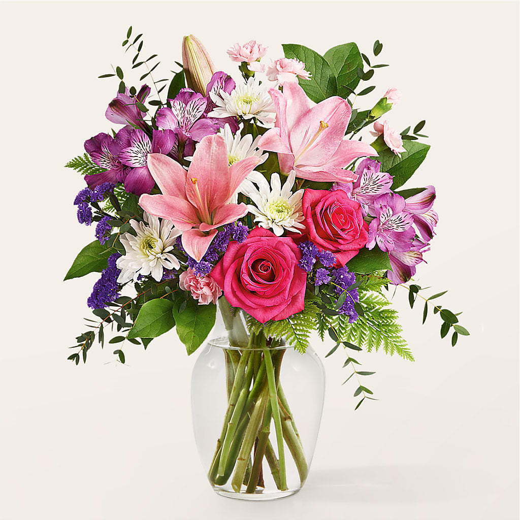 Lace & Pearls Bouquet – ANITA'S FLOWERS AND ICE CREAM LLC, Passaic NJ