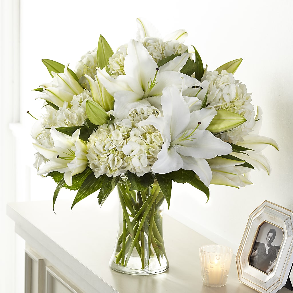 Compassionate Lily Bouquet – ANITA'S FLOWERS AND ICE CREAM LLC, Passaic NJ