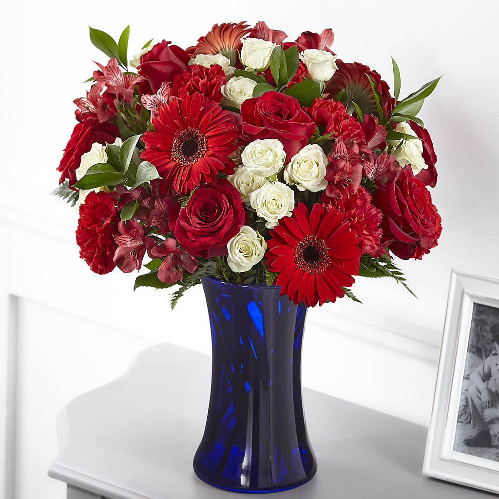 Hearts Embrace Bouquet – ANITA'S FLOWERS AND ICE CREAM LLC, Passaic NJ
