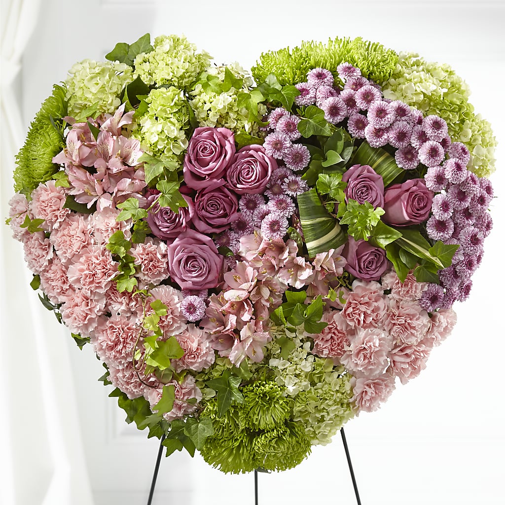 Heartwarming Standing Heart – ANITA'S FLOWERS AND ICE CREAM LLC, Passaic NJ