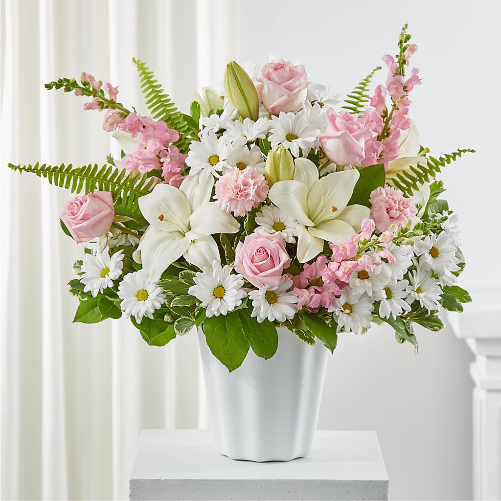 Soft Touch Tabletop Basket – ANITA'S FLOWERS AND ICE CREAM LLC, Passaic NJ