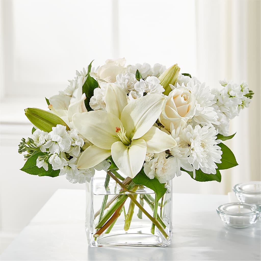 Gentle Breeze Bouquet – ANITA'S FLOWERS AND ICE CREAM LLC, Passaic NJ