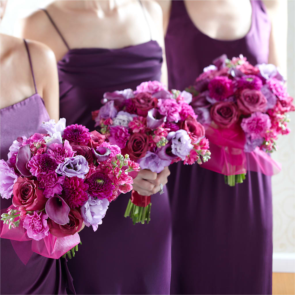 Bridesmaid's Garden Bouquet – ANITA'S FLOWERS AND ICE CREAM LLC, Passaic NJ