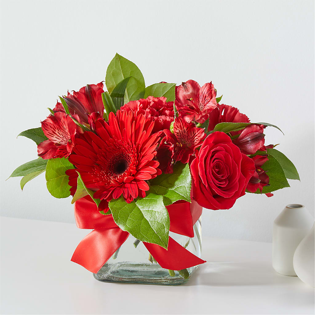 Red Hot Bouquet – ANITA'S FLOWERS AND ICE CREAM LLC, Passaic NJ