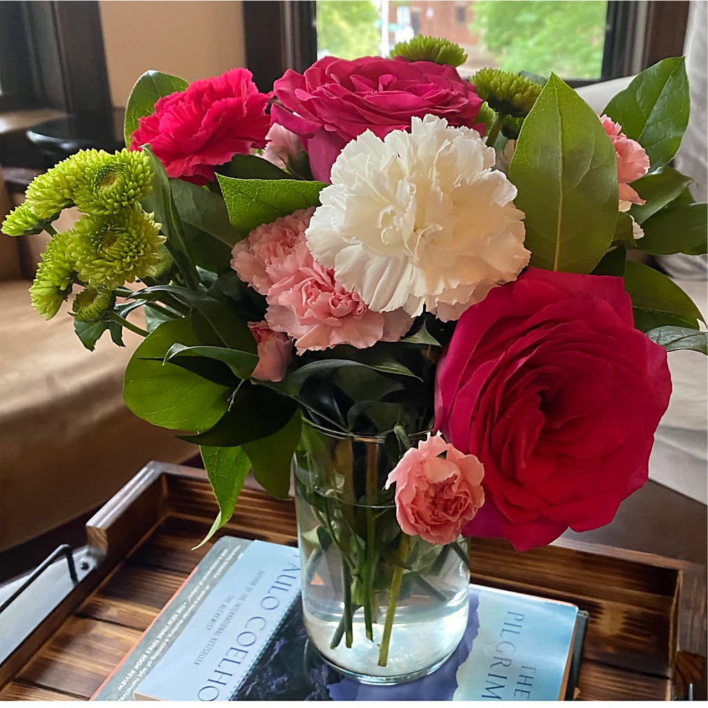 Sweet & Pretty Bouquet – ANITA'S FLOWERS AND ICE CREAM LLC, Passaic NJ