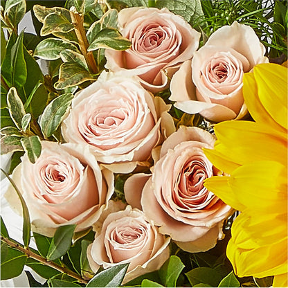 The Good Life Bouquet – ANITA'S FLOWERS AND ICE CREAM LLC, Passaic NJ
