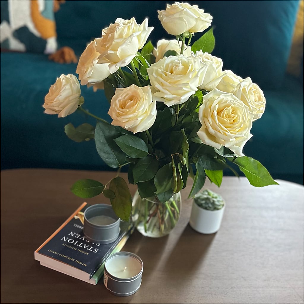 Long Stem Yellow Rose Bouquet – ANITA'S FLOWERS AND ICE CREAM LLC, Passaic NJ