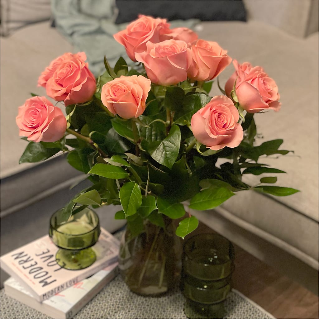 Long Stem Pink Rose Bouquet – ANITA'S FLOWERS AND ICE CREAM LLC, Passaic NJ