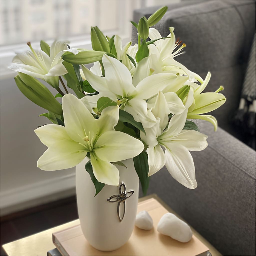 Faithful Blessings Bouquet – ANITA'S FLOWERS AND ICE CREAM LLC, Passaic NJ