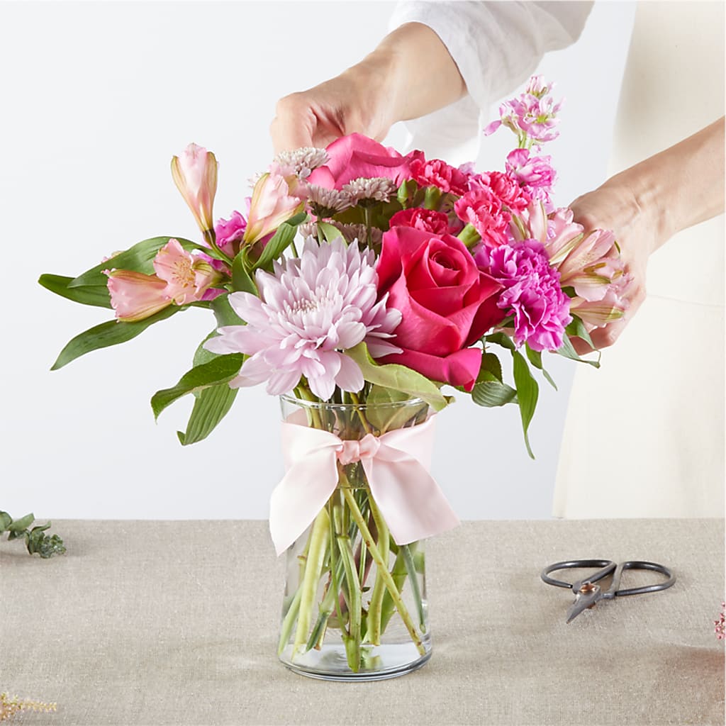 Pink Ribbon - A Florist Original – ANITA'S FLOWERS AND ICE CREAM LLC, Passaic NJ
