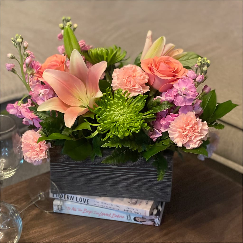 Beautiful Spirit Basket – ANITA'S FLOWERS AND ICE CREAM LLC, Passaic NJ