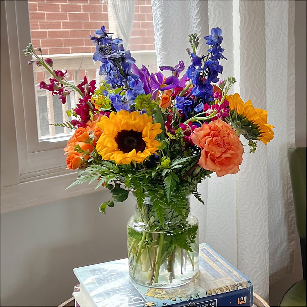 Rays of Life Bouquet – ANITA'S FLOWERS AND ICE CREAM LLC, Passaic NJ