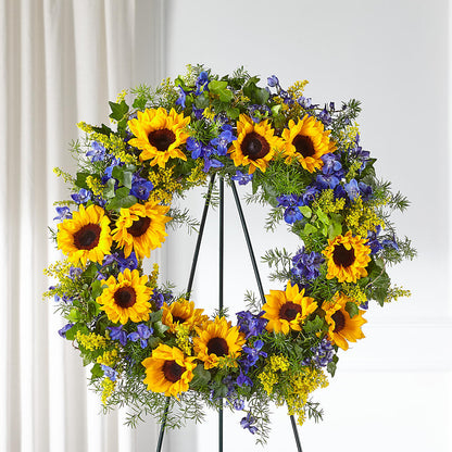 Bright Rays Wreath – ANITA'S FLOWERS AND ICE CREAM LLC, Passaic NJ