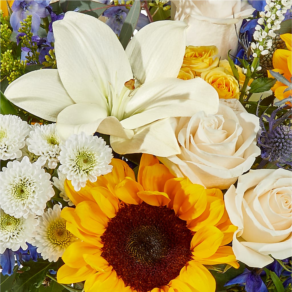 Wonderfully Sunny Bouquet – ANITA'S FLOWERS AND ICE CREAM LLC, Passaic NJ