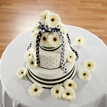 Simple Sophistication Cake Décor – ANITA'S FLOWERS AND ICE CREAM LLC, Passaic NJ