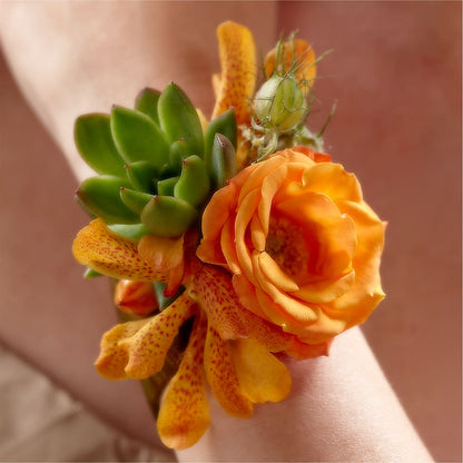Irresistible Love Wrist Corsage – ANITA'S FLOWERS AND ICE CREAM LLC, Passaic NJ