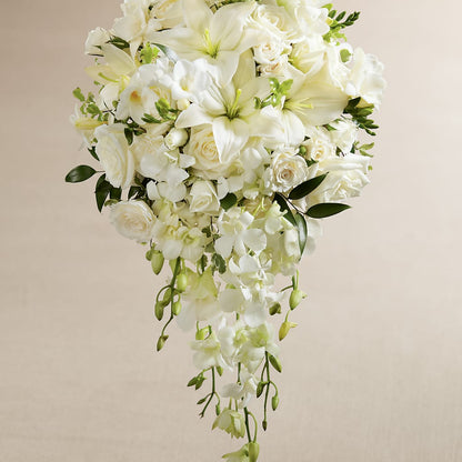 White Wonders Bouquet – ANITA'S FLOWERS AND ICE CREAM LLC, Passaic NJ